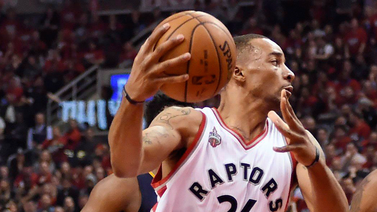 Powell shakes off injury to lead Raptors past Warriors at Summer League