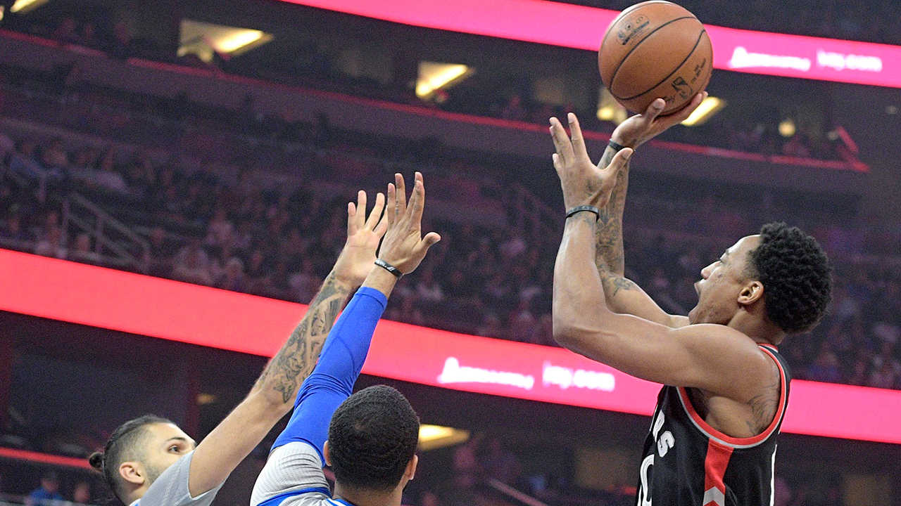 DeRozan has another 30-point night as Raptors rout Magic