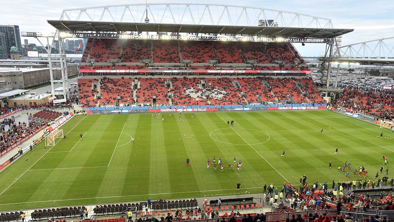 tfc-dallas-players-at-bmo-field