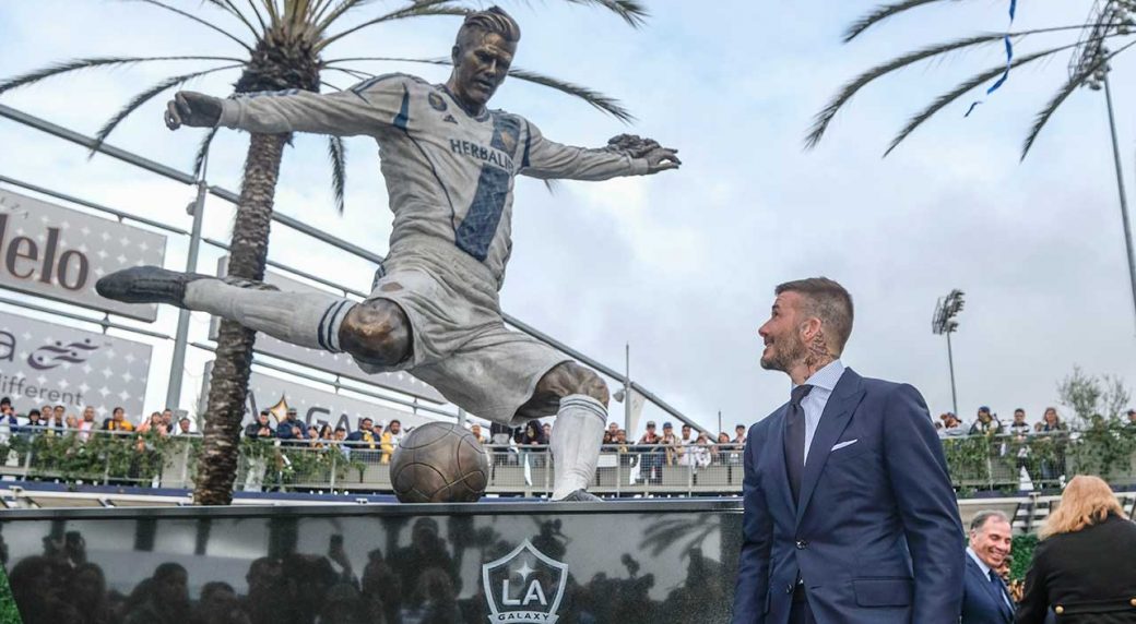 LA Galaxy have unveiled a statue of our legendary 7 250 